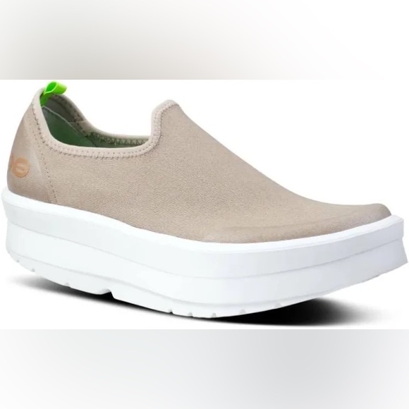 OOFOS Oomg Eezee Shoes Low Top Soft Slip On Sneakers Womens 8.5 Recovery Support - Picture 11 of 12
